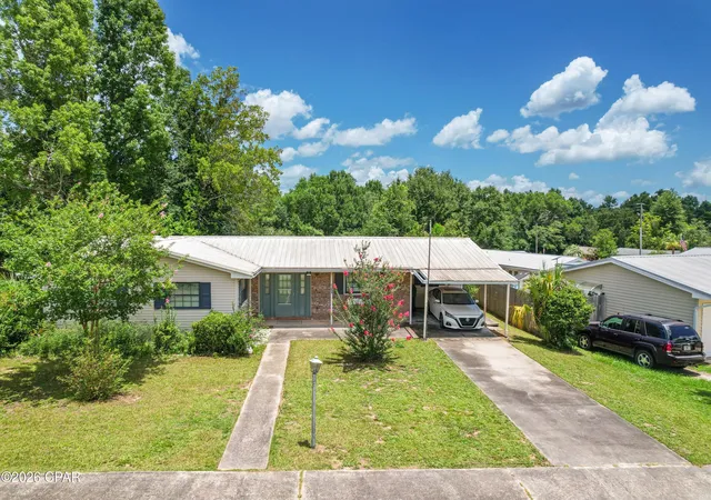 Photo 3 of Single family home for sale at 1804 Ulmer Ln, Chipley, FL 32428 | MLS# 792768 | Listing updated on 2026-10-06