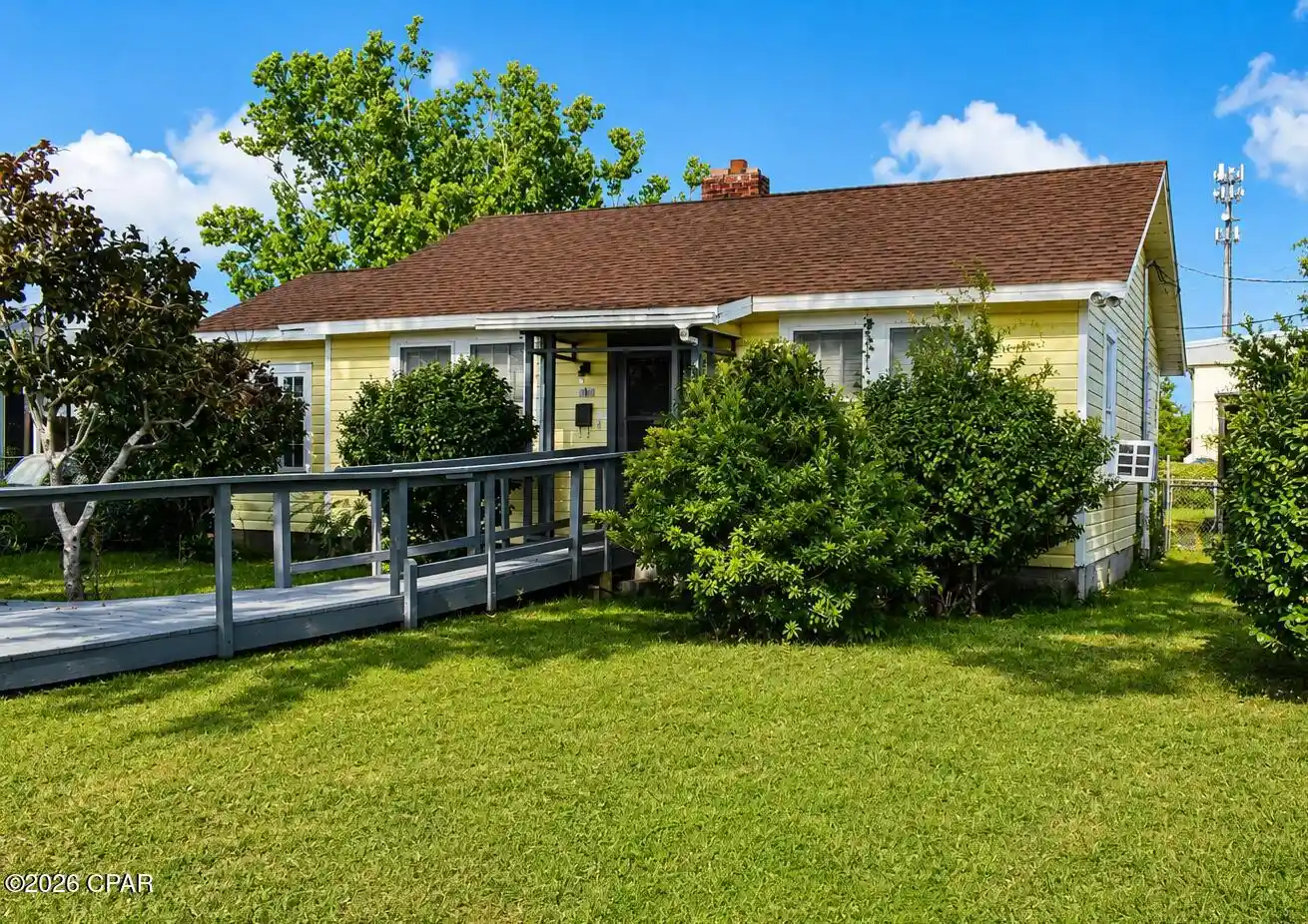 Photo 1 of Sale Pending at 414 N Macarthur Ave, Panama City, FL 32401 | MLS# 794002 | Listing updated on 2026-10-27