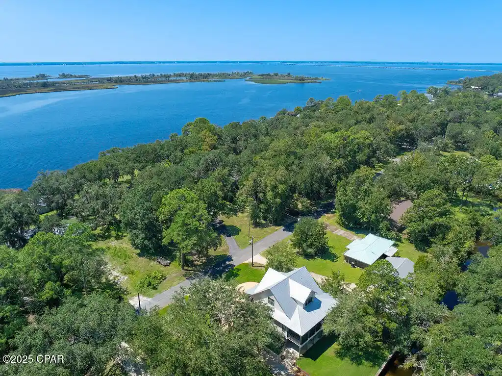 Single family home for sale at 400 Pitts Bayshore Dr, Freeport, FL 32439 | MLS# 794861