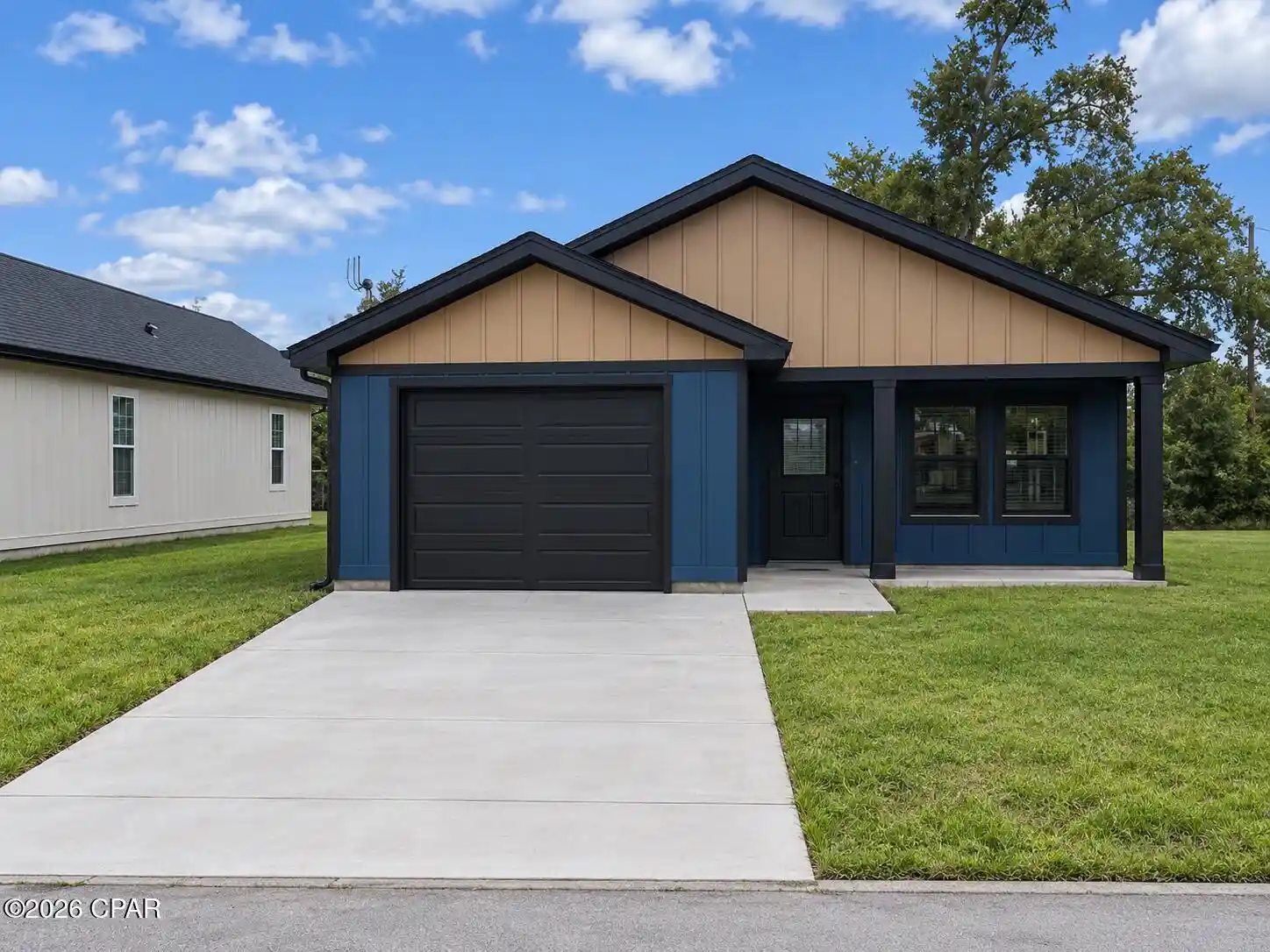 Photo 1 of Townhouse for sale at 609 Maple Ave, Panama City, FL 32401 | MLS# 795207 | Listing updated on 2026-10-21