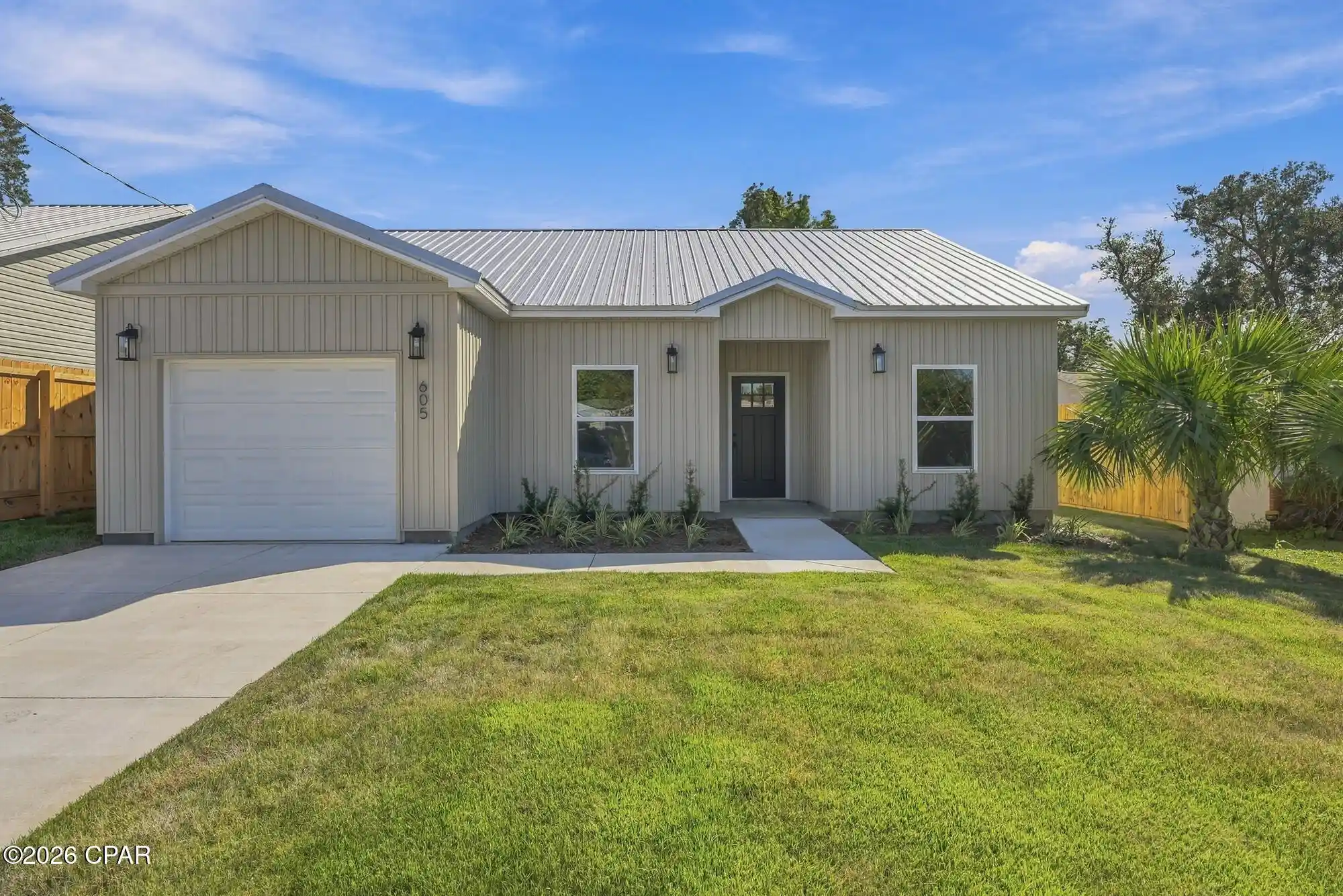 Photo 1 of Single family home for sale at 605 Garden Clb Dr, Panama City, FL 32401 | MLS# 795427 | Listing updated on 2026-10-25
