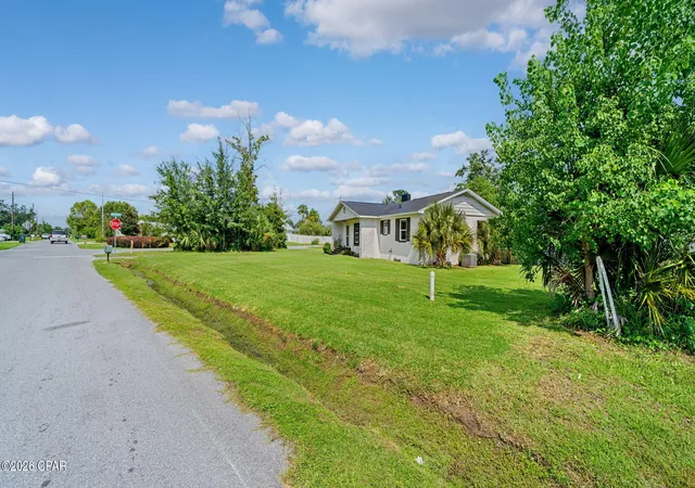 Photo 3 of Sale Pending at 501 Minnesota Ave, Lynn Haven, FL 32444 | MLS# 795468 | Listing updated on 2026-09-21