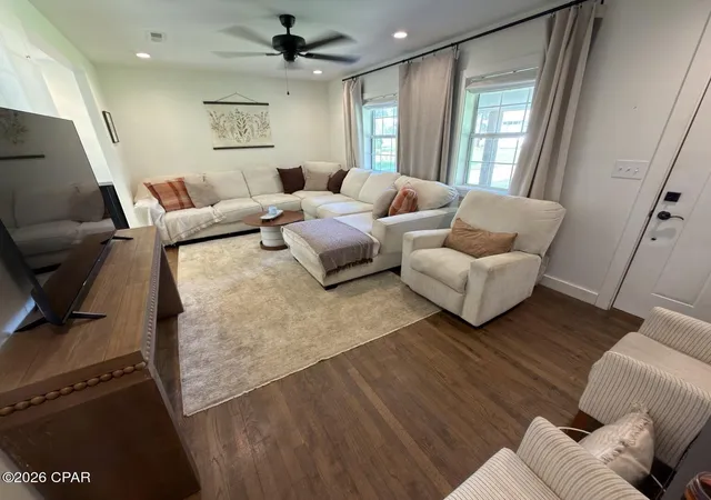 Photo 2 of Sale Pending at 2994 Park St, Marianna, FL 32446 | MLS# 795478 | Listing updated on 2026-09-21