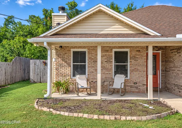 Photo 3 of Single family home for sale at 1510 E 9th Street, Lynn Haven, FL 32444 | MLS# 795504 | Listing updated on 2026-09-23