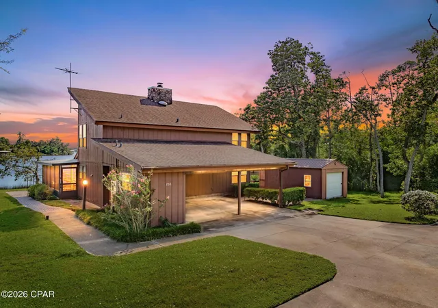 Photo 2 of Single family home for sale at 208 S Star Ave, Panama City, FL 32404 | MLS# 795566 | Listing updated on 2026-09-19