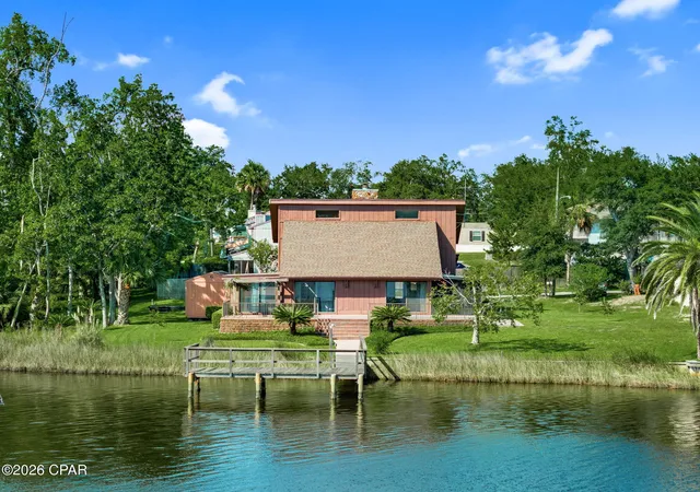 Photo 3 of Single family home for sale at 208 S Star Ave, Panama City, FL 32404 | MLS# 795566 | Listing updated on 2026-09-19