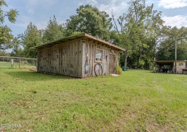 Photo 4 of Single family home for sale at 5300 Wintergreen Rd, Bascom, FL 32423 | MLS# 795655 | Listing updated on 2026-09-21