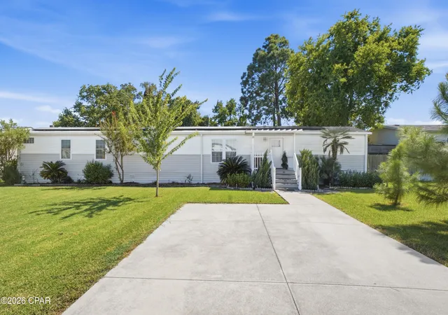 Photo 1 of Sale Pending at 6425 Summer Oak Dr, Panama City, FL 32408 | MLS# 795727 | Listing updated on 2026-09-25