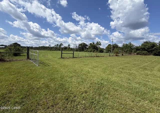 Photo 3 of Manufactured home for sale at 10750 Alex Dr, Fountain, FL 32438 | MLS# 795730 | Listing updated on 2026-09-22