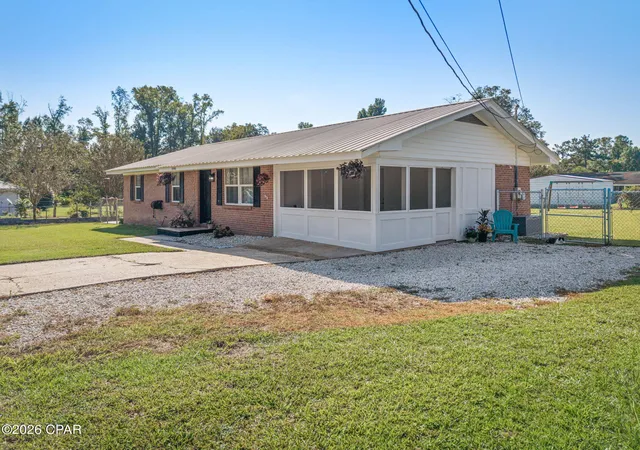 Photo 1 of Single family home for sale at 2593 Mcclain St, Cottondale, FL 32431 | MLS# 795734 | Listing updated on 2026-10-05