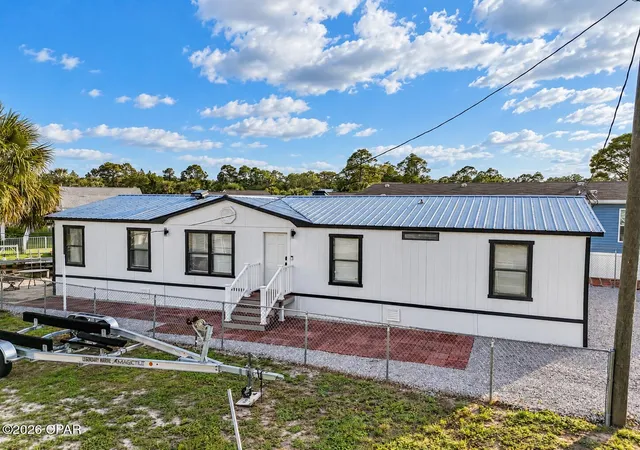 Photo 3 of Manufactured home for sale at 6523 Sunrise Dr, Panama City Beach, FL 32407 | MLS# 795771 | Listing updated on 2026-09-23