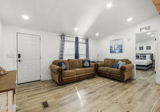 Photo 4 of Manufactured home for sale at 6523 Sunrise Dr, Panama City Beach, FL 32407 | MLS# 795771 | Listing updated on 2026-09-23