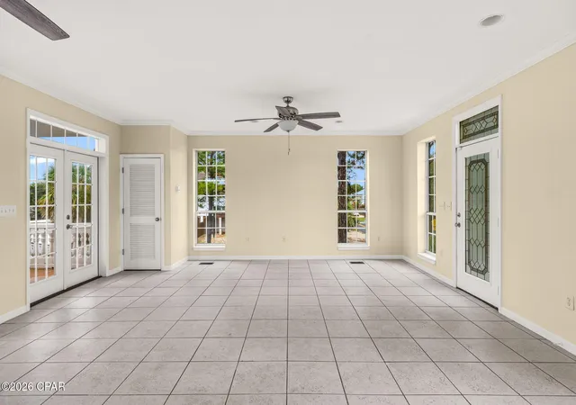 Photo 4 of Single family home for sale at 5900 Hilltop Ave, Panama City, FL 32408 | MLS# 795775 | Listing updated on 2026-09-23
