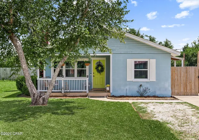 Photo 2 of Single family home for sale at 1005 Mississippi Ave, Lynn Haven, FL 32444 | MLS# 795788 | Listing updated on 2026-10-05