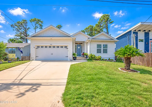 Photo 2 of Single family home for sale at 6111 Hilltop Ave, Panama City, FL 32408 | MLS# 795790 | Listing updated on 2026-10-05