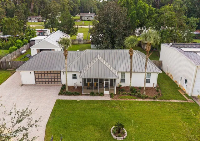 Photo 3 of Single family home for sale at 8341 Hand St, Panama City Beach, FL 32413 | MLS# 795825 | Listing updated on 2026-09-28
