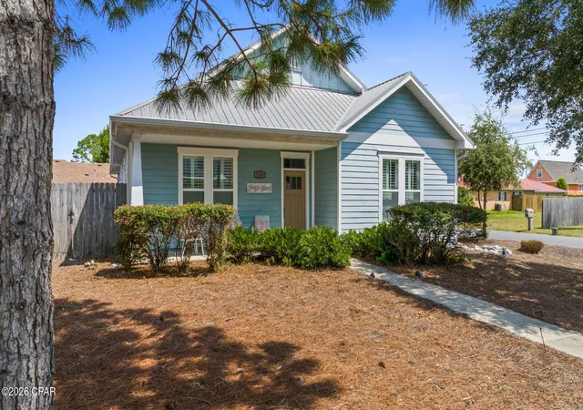 Photo 2 of Single family home for sale at 7100 Sunset Ave, Panama City, FL 32408 | MLS# 795852 | Listing updated on 2026-09-25