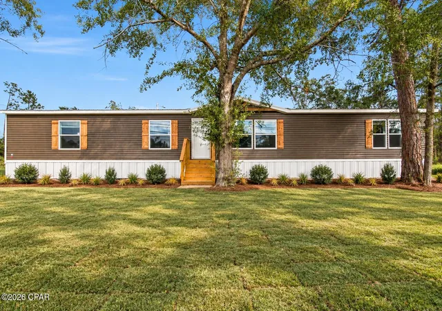 Photo 3 of Manufactured home for sale at 7114 Highway 2301, Panama City, FL 32404 | MLS# 795877 | Listing updated on 2026-09-25