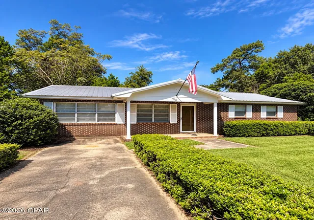 Photo 1 of Single family home for sale at 5487 Pelham Ct, Graceville, FL 32440 | MLS# 795950 | Listing updated on 2026-10-06
