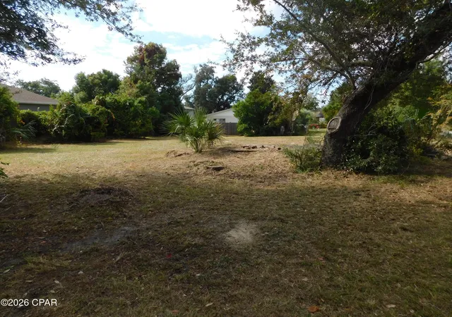 Photo 4 of Single family home for sale at 22421 Lakeview Ln, Panama City Beach, FL 32413 | MLS# 795955 | Listing updated on 2026-10-01