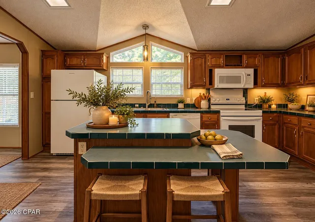 Photo 2 of Manufactured home for sale at 3320 Cardinal Pl, Chipley, FL 32428 | MLS# 795962 | Listing updated on 2026-10-05