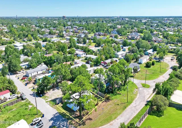 Photo 3 of Manufactured home for sale at 2151 W 29th Court #A, Panama City, FL 32405 | MLS# 795994 | Listing updated on 2026-09-29