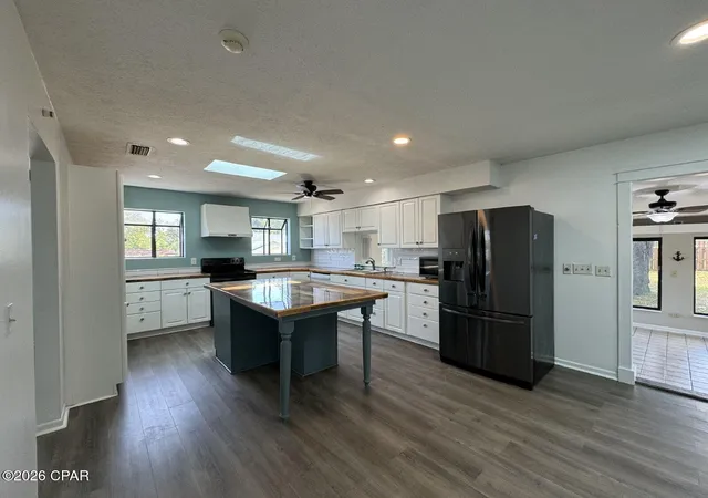 Photo 3 of Single family home for sale at 7440 Oak Ridge Dr, Panama City, FL 32404 | MLS# 796004 | Listing updated on 2026-09-29