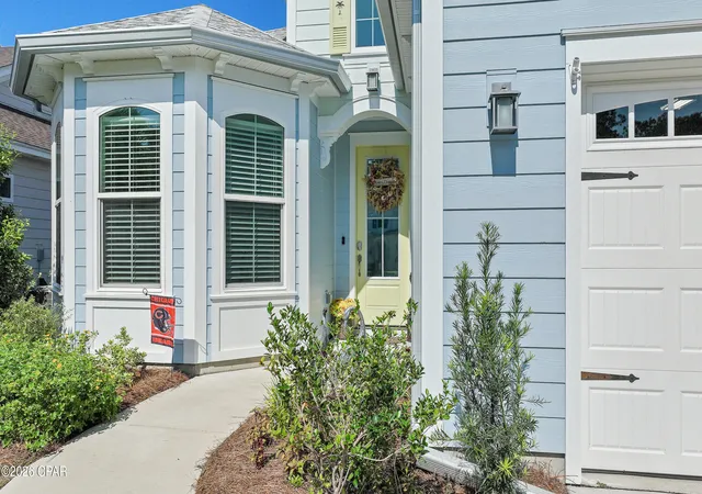 Photo 2 of Single family home for sale at 9231 Paradise Dr, Panama City Beach, FL 32413 | MLS# 796032 | Listing updated on 2026-09-30