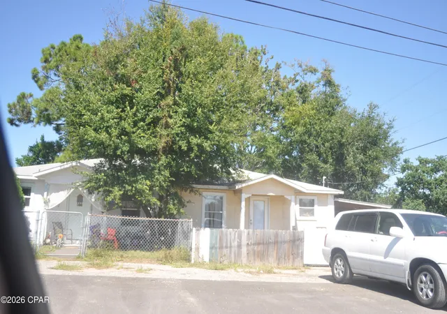 Photo 1 of Sale Pending at 3700 Burnham Way, Panama City, FL 32405 | MLS# 796091 | Listing updated on 2026-10-02