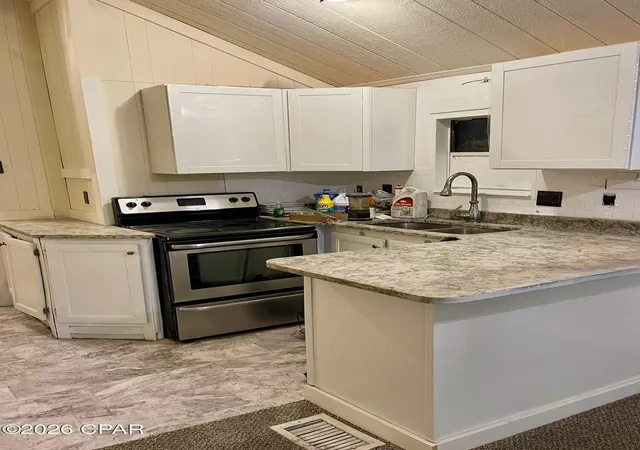 Photo 3 of Manufactured home for sale at 1219 Thomas Dr #95, Panama City, FL 32408 | MLS# 796096 | Listing updated on 2026-10-01