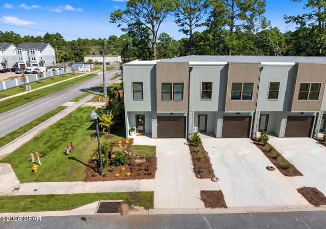 Townhouse for sale at 17 Old Barn Way, Santa Rosa Beach, FL 32459 | MLS# 796099