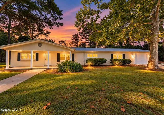 Photo 1 of Single family home for sale at 330 Hightower Ave, Bonifay, FL 32425 | MLS# 796103 | Listing updated on 2026-10-01