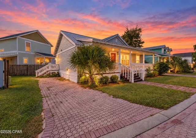Photo 2 of Single family home for sale at 315 Gabrielle Ln, Panama City, FL 32404 | MLS# 796105 | Listing updated on 2026-10-01