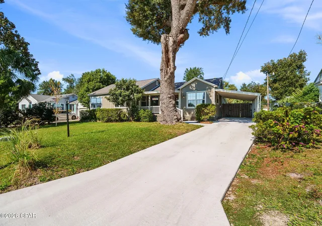 Photo 4 of Single family home for sale at 306 S Macarthur Ave, Panama City, FL 32401 | MLS# 796112 | Listing updated on 2026-10-07