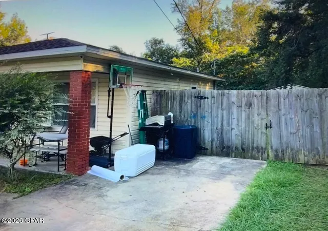 Photo 2 of Single family home for sale at 4227 Fieldstone Ct, Marianna, FL 32448 | MLS# 796117 | Listing updated on 2026-10-06
