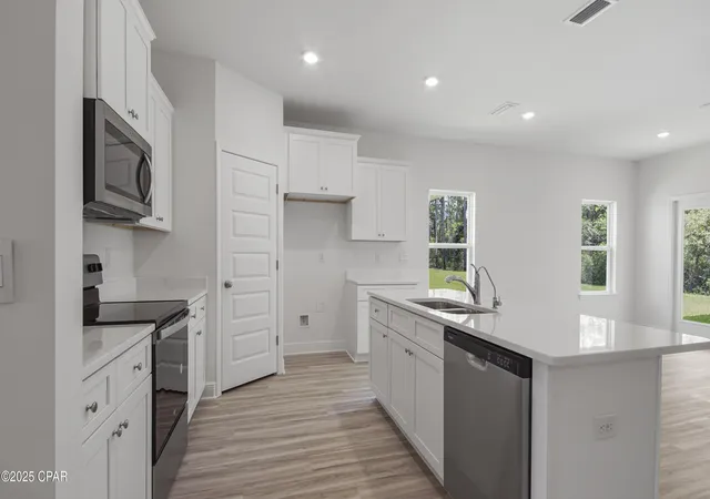 Photo 4 of Single family home for sale at 554 Hancock Way, Panama City Beach, FL 32413 | MLS# 796123 | Listing updated on 2026-10-07