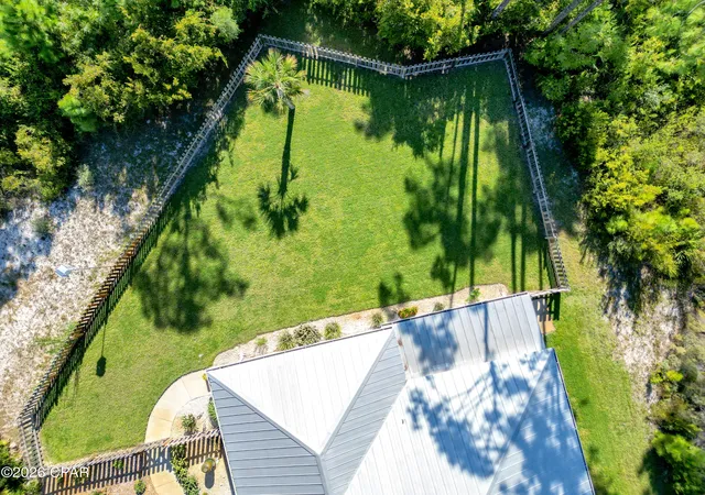 Photo 4 of Single family home for sale at 207 Stingray Ln, Port Saint Joe, FL 32456 | MLS# 796130 | Listing updated on 2026-10-01