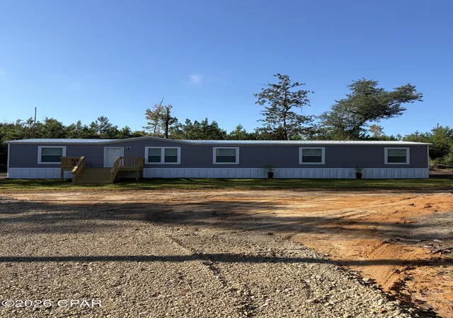 Photo 3 of Manufactured home for sale at 5563 Us 90, Marianna, FL 32446 | MLS# 796151 | Listing updated on 2026-10-05