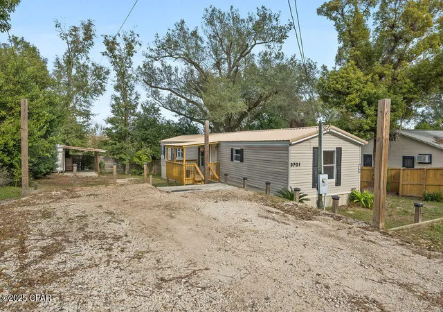 Photo 30 of Manufactured home for sale at 3701 E 5th Street, Panama City, FL 32401 | MLS# 796157 | Listing updated on 2026-10-02