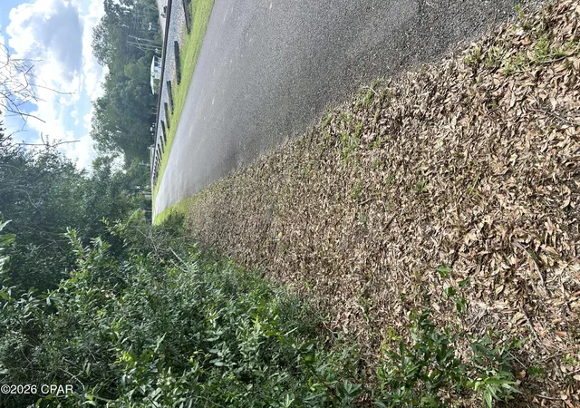 Photo 1 of Land for sale at 0 Railroad St, Defuniak Springs, FL 32435 | MLS# 796162 | Listing updated on 2026-10-02