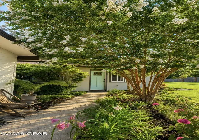 Photo 3 of Single family home for sale at 10122 Highway 2301, Youngstown, FL 32466 | MLS# 796182 | Listing updated on 2026-10-07