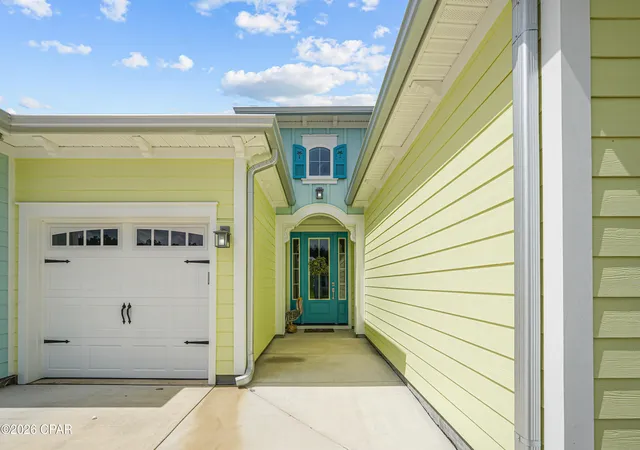 Photo 3 of Sale Pending at 9431 Paradise Dr, Panama City Beach, FL 32413 | MLS# 796199 | Listing updated on 2026-10-08