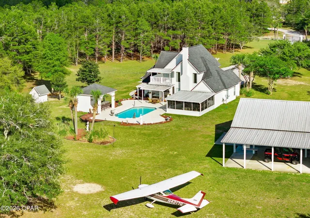 Photo 2 of Single family home for sale at 5120 Airpark Blvd, Chipley, FL 32428 | MLS# 796228 | Listing updated on 2026-10-05