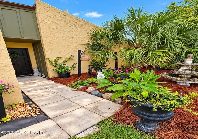 Photo 3 of Townhouse for sale at 1025 W 19th Street #15A, Panama City, FL 32405 | MLS# 796234 | Listing updated on 2026-10-06