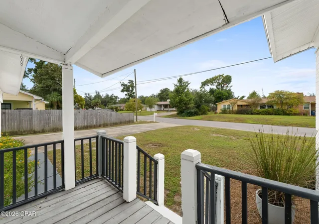 Photo 3 of Single family home for sale at 802 Skyland Ave, Panama City, FL 32401 | MLS# 796265 | Listing updated on 2026-10-06
