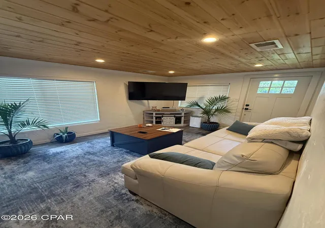 Photo 3 of Single family home for sale at 605 Elm Ave, Panama City, FL 32401 | MLS# 796246 | Listing updated on 2026-10-06