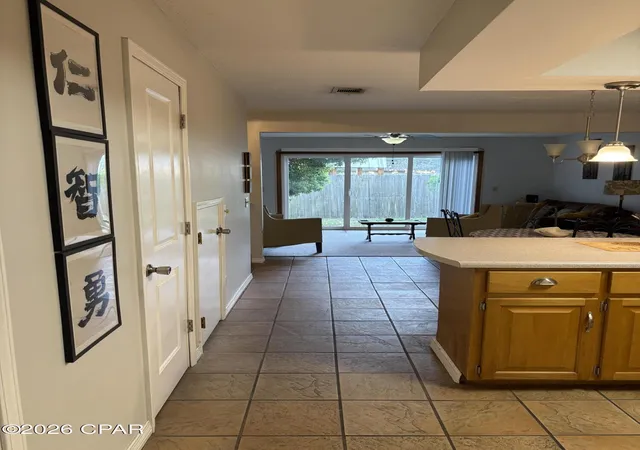 Photo 4 of Townhouse for sale at 6437 Oakshore Dr, Panama City, FL 32404 | MLS# 796311 | Listing updated on 2026-10-05