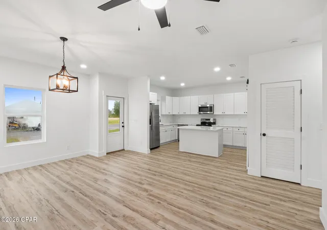 Photo 4 of Single family home for sale at 9436 Starfish Ave, Port Saint Joe, FL 32456 | MLS# 796328 | Listing updated on 2026-10-06