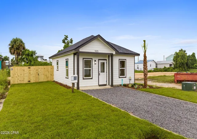 Photo 2 of Single family home for sale at 9425 Starfish Ave, Port Saint Joe, FL 32456 | MLS# 796338 | Listing updated on 2026-10-06