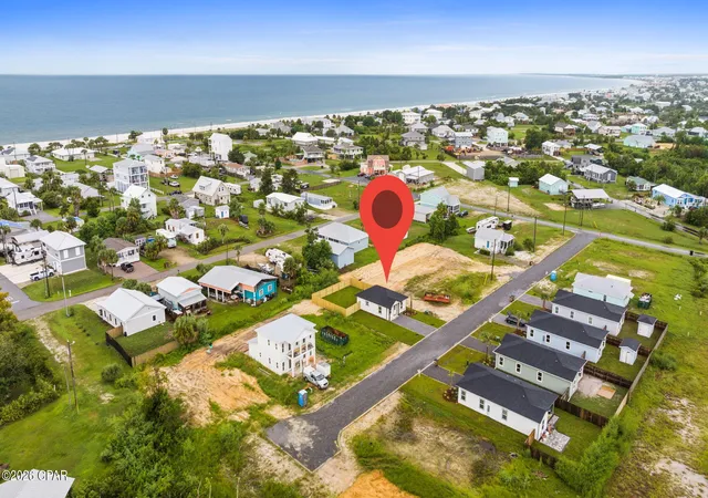 Photo 3 of Single family home for sale at 9425 Starfish Ave, Port Saint Joe, FL 32456 | MLS# 796338 | Listing updated on 2026-10-06